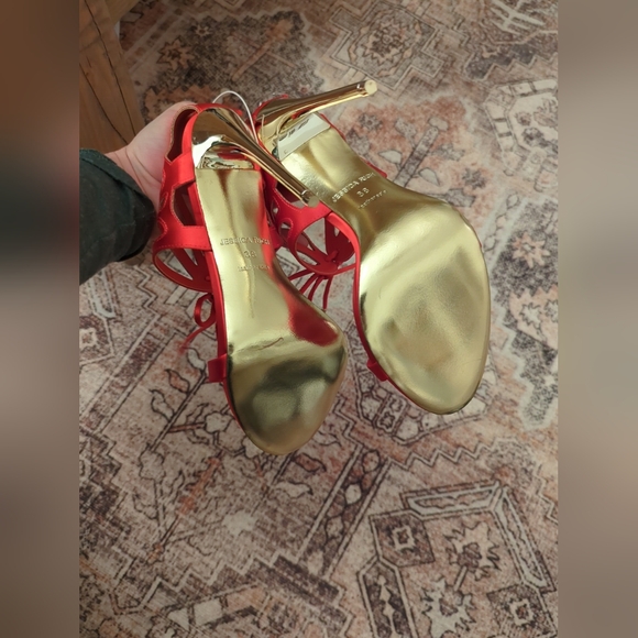 Jessica Rich So Expensive Satin Red Lace Up Sandal Sz 7.5 $275 New - Picture 5 of 8